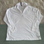 Vuori  Long Sleeve Sutton Relaxed Polo
Size Small Photo 1