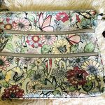 Sakroots Floral Crossbody Bag with ID Lanyard and Bee Keychain Boho Purse Photo 0