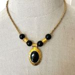 Liz Claiborne black and gold tone vintage pendant necklace Photo 0