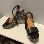 14th & Union 14 and Union Black and White Tribal Pattern Platform Heels Size 8 Photo 0