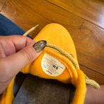 All Birds Women’s Wool Runner Limited Edition Tuke Honey    Photo 8