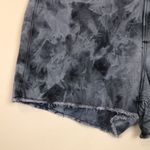 Hollister NWT Women’s / Juniors’ Curvy High-Rise Mom Short 3” Denim Tie-Dye Photo 2