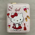Hello Kitty Wallet Photo 0