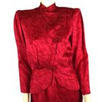 Vintage Argenti 100% pure Silk red skirt suit with asymmetrical closing size 6 Photo 1