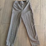 H&M Women’s pant in cool Houndstooth fabric Photo 2