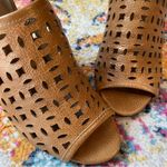 Tommy Bahama Tommy Bahamas Cayman Tan Brown Leather Slingback Wedges Photo 3