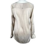 White House | Black Market WHBM Stretch Silk Women’s Blouse in Champagne size 6 Photo 3