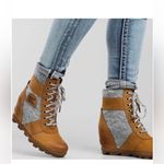 Sorel Lexie Wedge 10.5 Felt Camel Brown Leather Lace Up Boot Waterproof Photo 1