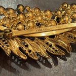 Elegant Vintage Gold Leaf Brooch with Multicolor Accents Photo 3