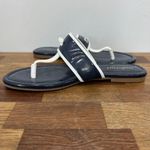 J. McLaughlin  Leslie Sandal 8.5 Navy‎ Patent Leather Thong Summer Nautical Strap Photo 2