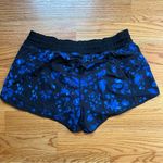 Lululemon black and blue patterned shorts size 10 Photo 2