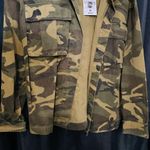 Forever 21  Women's Camouflage Oversized Cargo Jacket Medium Brand New Photo 6