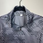 Under Armour  Womens Heat Gear Fitted 1/2 Zip Pull Over Allover Print Gray Medium Photo 2