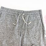 Vuori  High Rise Performance Jogger: Heather Grey Photo 7