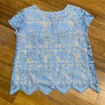 EXPRESS Women's Blue Tan Lace Keyhole Neck Short Sleeve Top Blouse Size Small Photo 3