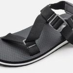 Columbia {9} Red River Sports Beach Sandal Women's Black Photo 0