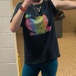 Gildan Wisconsin Dells black colorful heart short sleeve shirt M Photo 0