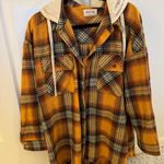 Boutique Hooded Flannel Size L Photo 0