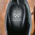 Vince Camuto Vyammi Womens Ankle Bootie Size 9.5 Black V-cut Leather Heeled Boot Photo 2