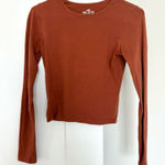 Hollister  Long Sleeve Baby Tee Cropped Photo 0