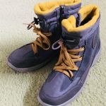 SALE❣️❣️Women's winter boots NEW❣️ Yellow Size 10 Photo 0