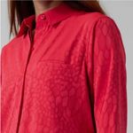 Athleta Athlete Urbanite Textured Top Serpentine Red Snake Print Button Down Shirt S Photo 3