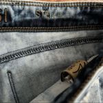 DL1961  Stella Coachella Acid Wash Cuff 360 Stretch Denim Jean Short | 25 Photo 2
