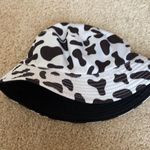 Urban Outfitters bucket hat Photo 0