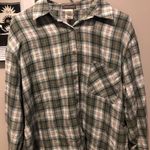 Grey Bandit Green Flannel Photo 0