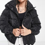 Sixth June Oversized Hooded Puffer Jacket Ribbed Iridescent Effect Black Medium Photo 0