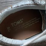 Toms Lenox Silver Metallic Leather Sneakers 8.5 Photo 4