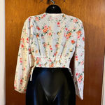 🆕 Meraki White & Floral Long Sleve Crop Top with Sinch Sides Size XS Photo 7