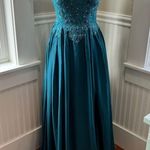 Gorgeous Bridgerton Style Gown Photo 9