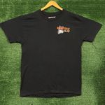 Hooters Hendrick Motorsports T-shirt size large Photo 0