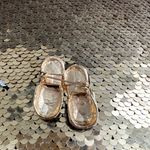 Vintage Enameled Pair of Shoes Black with White Bows Brooch Pin Photo 1