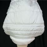 NEW YORK & COMPANY NY&C Solid White Puffer Zip Up Vest Small Photo 9