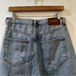 ZARA  Women's The 90s Bermuda High Rise Cut Off Denim Shorts Size 4 Light Blue Photo 7