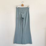 Athleta  Elation Flare Pant 981683 - Minimalistic Grey Yoga Stretch Size Medium Photo 4