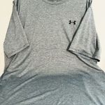Under Armour  Performance Men's Gray T-Shirt Photo 0