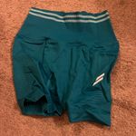 DOYOUEVEN  scrunch shorts xs Photo 2