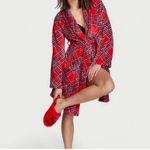 Victoria's Secret Victoria’s Secret Short Cozy Robe Color Red Lipstick Plaid Plush Size XS/S Photo 2