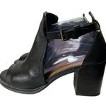 OTBT  Metaphor” Block Heel Sandal. Black. 100% Leather. Size 9M Photo 0