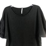 Tresics  Short Sleeve Scoop Neck Top Size M Photo 3