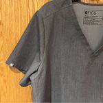 FIGS SCRUBS Graphite Gray Catarina One-Pocket Scrub Top Size Medium Photo 7