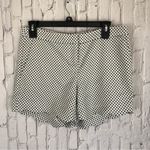 St. Tropez casual scalloped hem shorts size 2 Photo 0