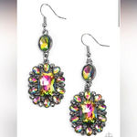 Paparazzi  Jewelry - Capriciously Cosmopolitan Earrings Photo 2