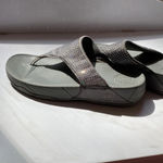FitFlop  Lulu Rhinestone Thongs Flip Flops Gray Graphite Comfort Sandals Summer‎ Photo 3