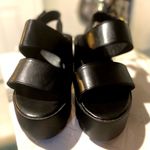 NWOT Black Chunky Open Toe & Buckle Woman’s Leather Sandlas Size:6 Photo 3
