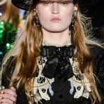 Gucci NWT.  sweater Photo 1