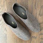 Tkees NWT  Kira Wool Round Toe Flat in Heather Grey Brown Size 9B Photo 1